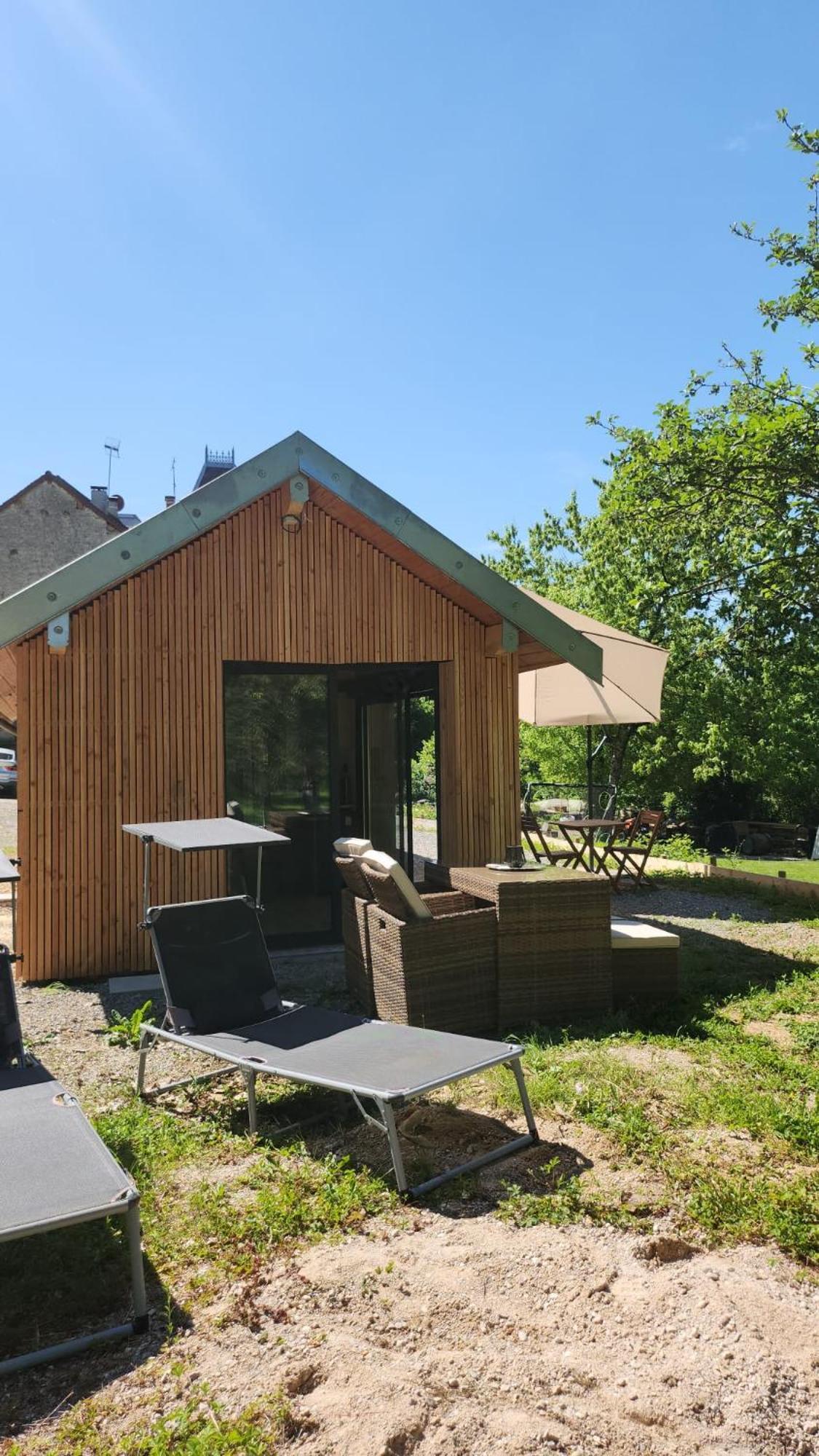 Lodge Du Chateau De Feschaux Villeneuve-sous-Pymont Екстериор снимка