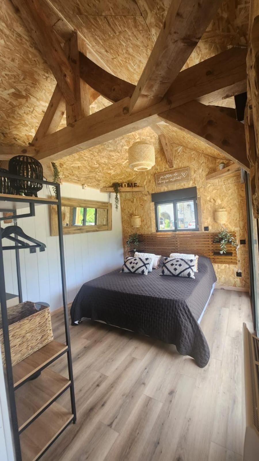 Lodge Du Chateau De Feschaux Villeneuve-sous-Pymont Екстериор снимка