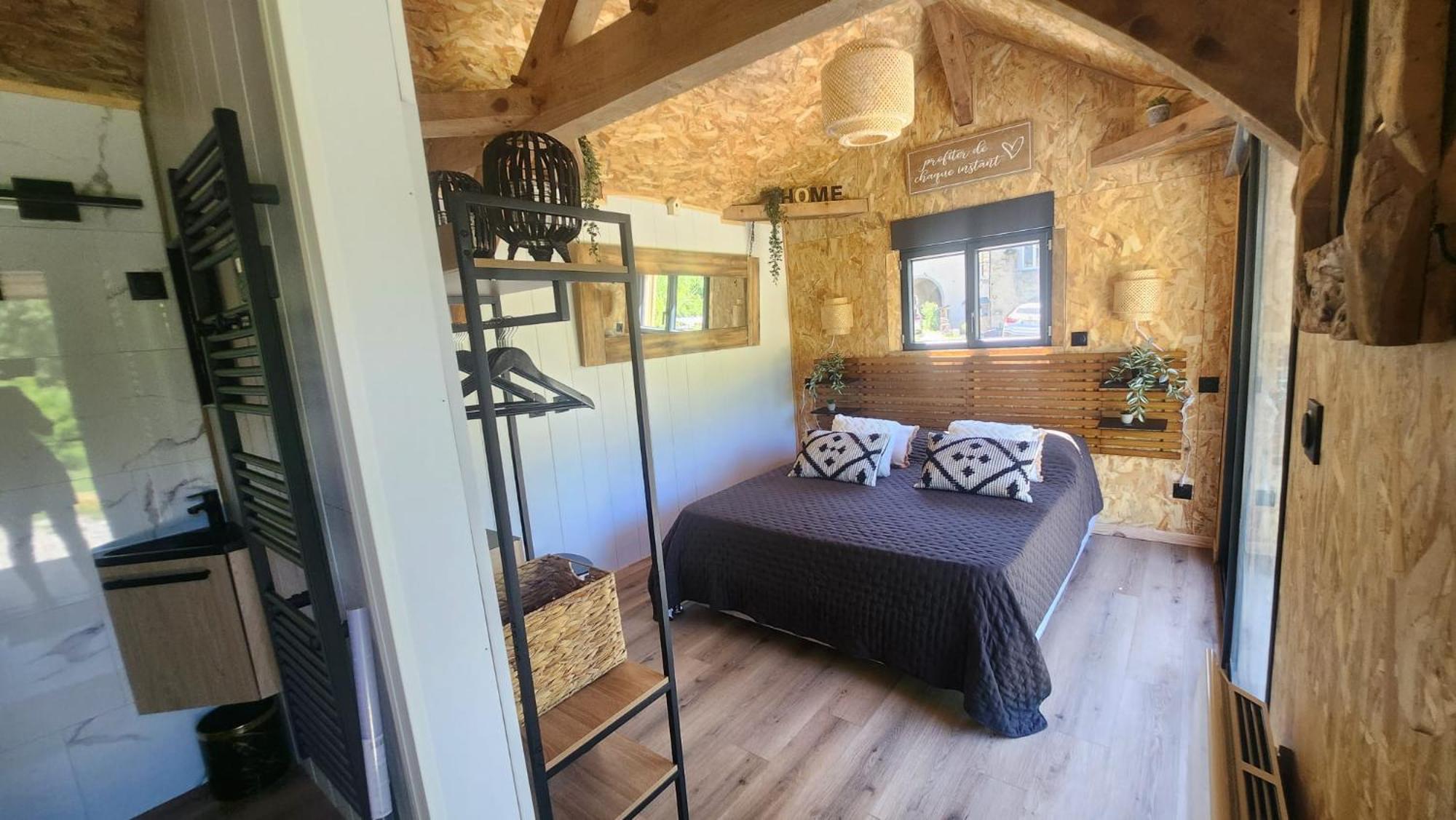 Lodge Du Chateau De Feschaux Villeneuve-sous-Pymont Екстериор снимка