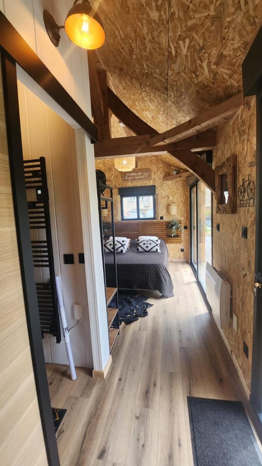 Lodge Du Chateau De Feschaux Villeneuve-sous-Pymont Екстериор снимка