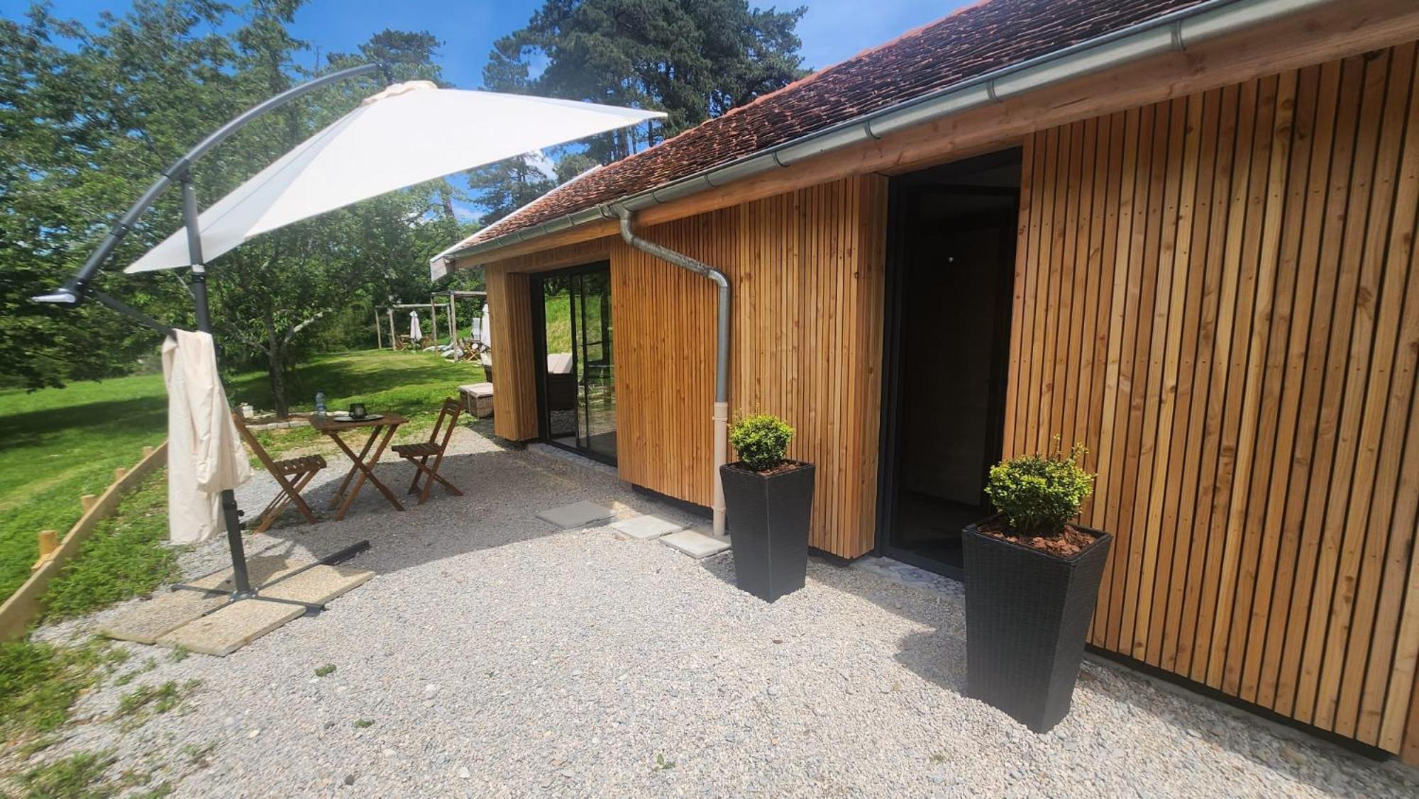 Lodge Du Chateau De Feschaux Villeneuve-sous-Pymont Екстериор снимка