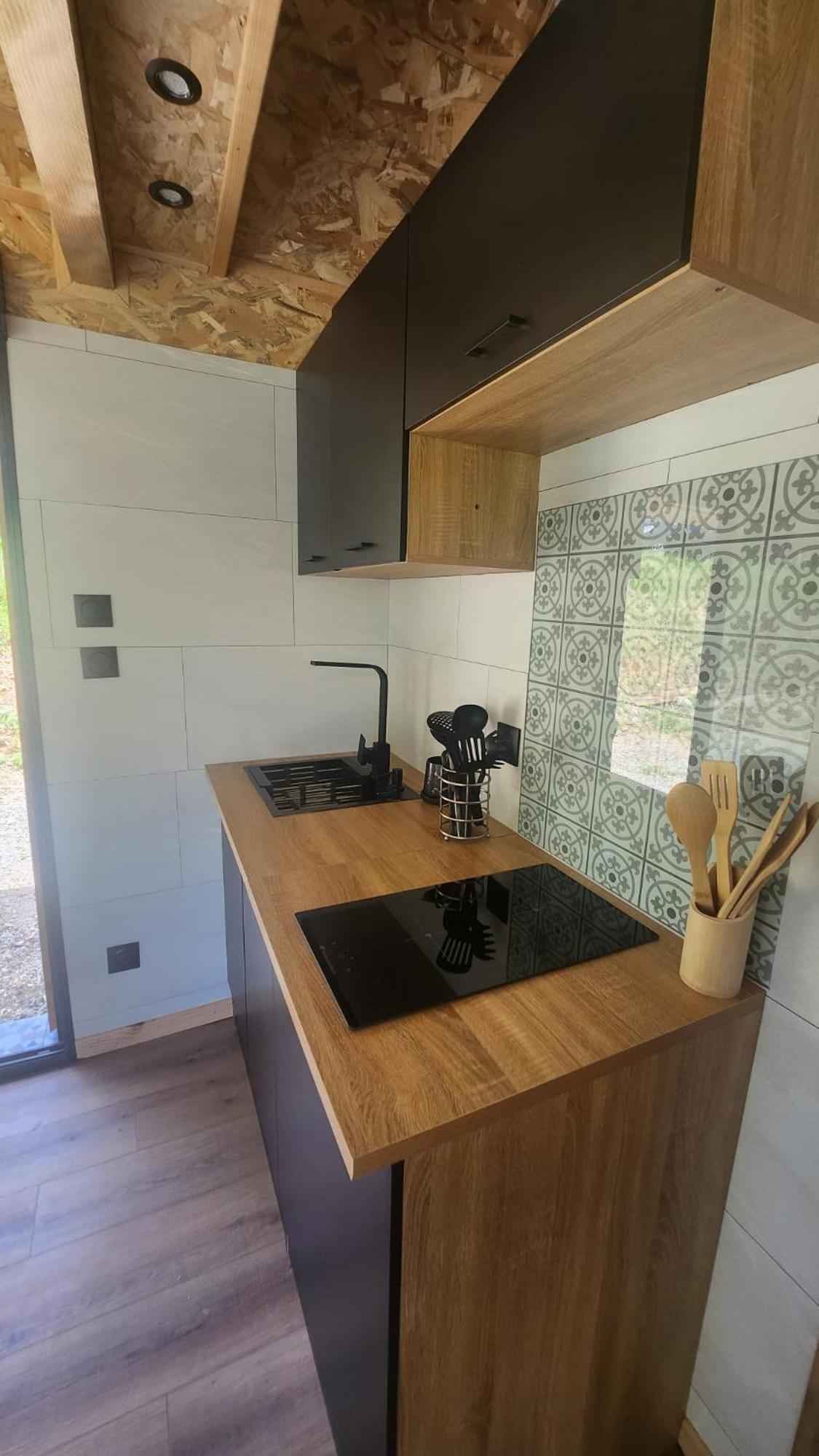 Lodge Du Chateau De Feschaux Villeneuve-sous-Pymont Екстериор снимка