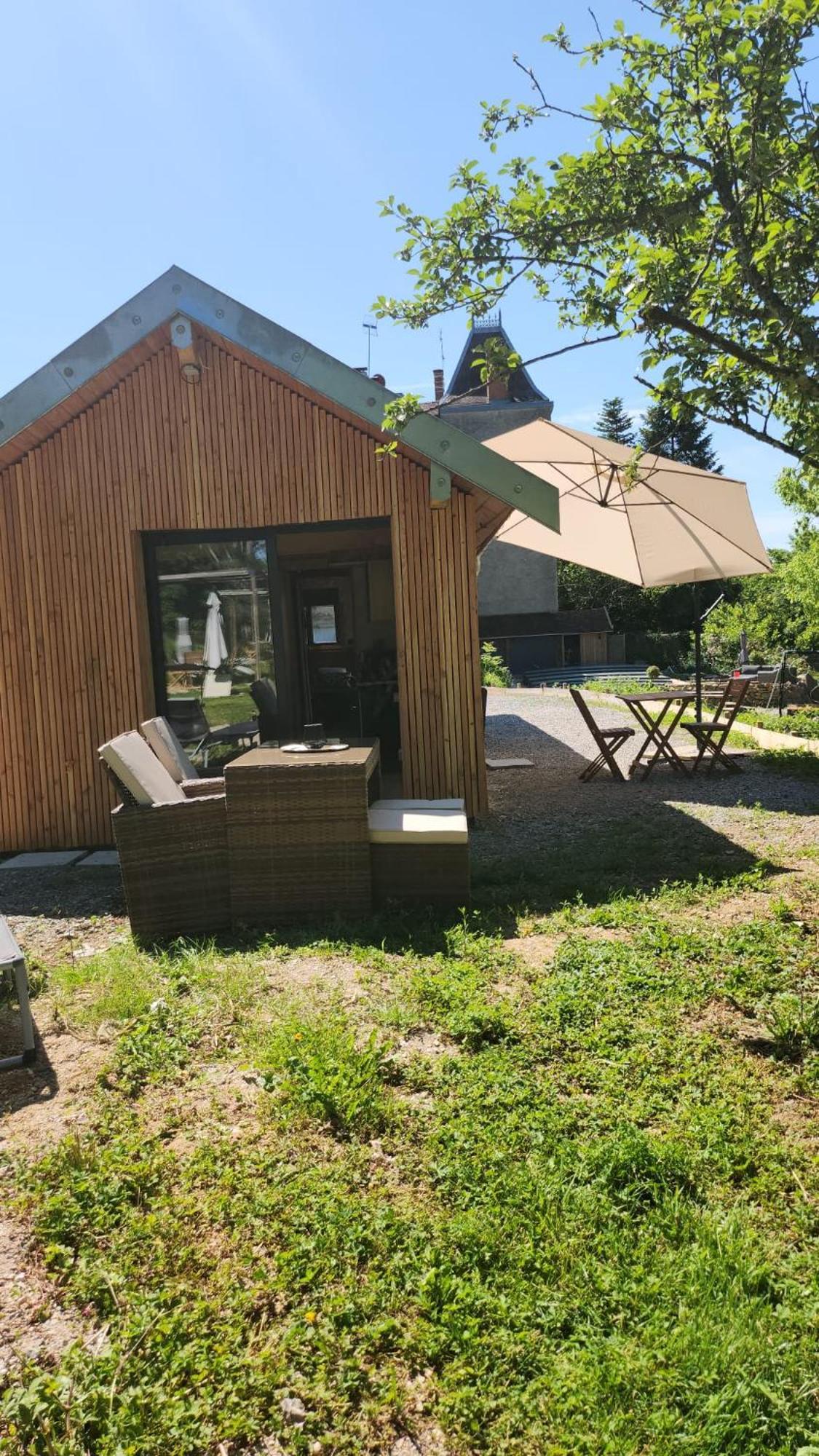 Lodge Du Chateau De Feschaux Villeneuve-sous-Pymont Екстериор снимка