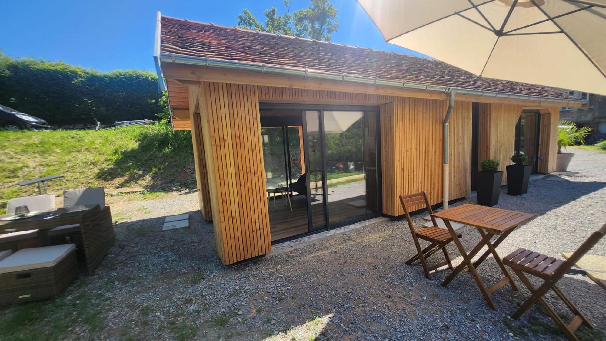 Lodge Du Chateau De Feschaux Villeneuve-sous-Pymont Екстериор снимка